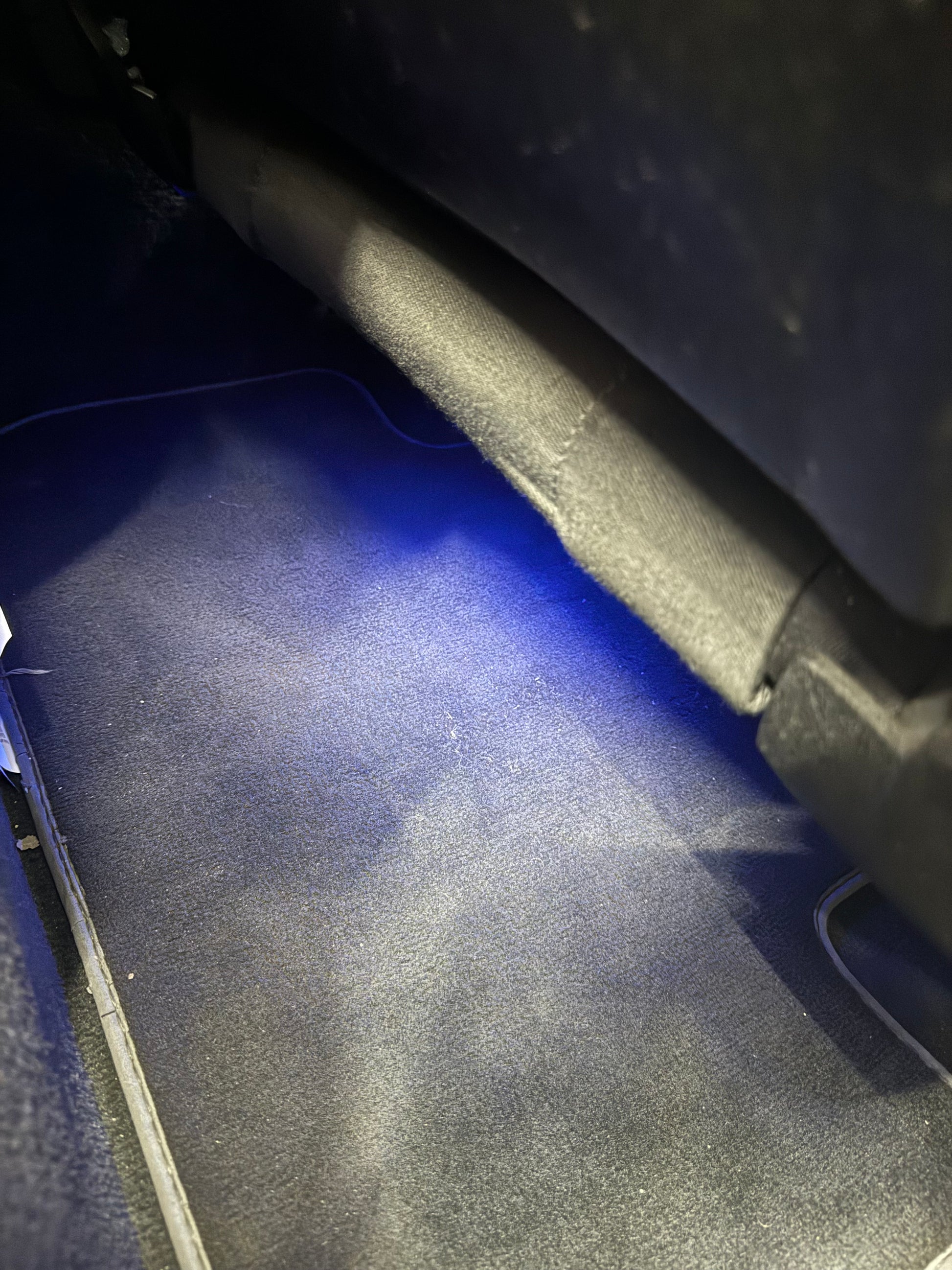 Oświetlenie Ambient FULL COLOR do Audi A4 B8 – Zestaw LED Wnętrza