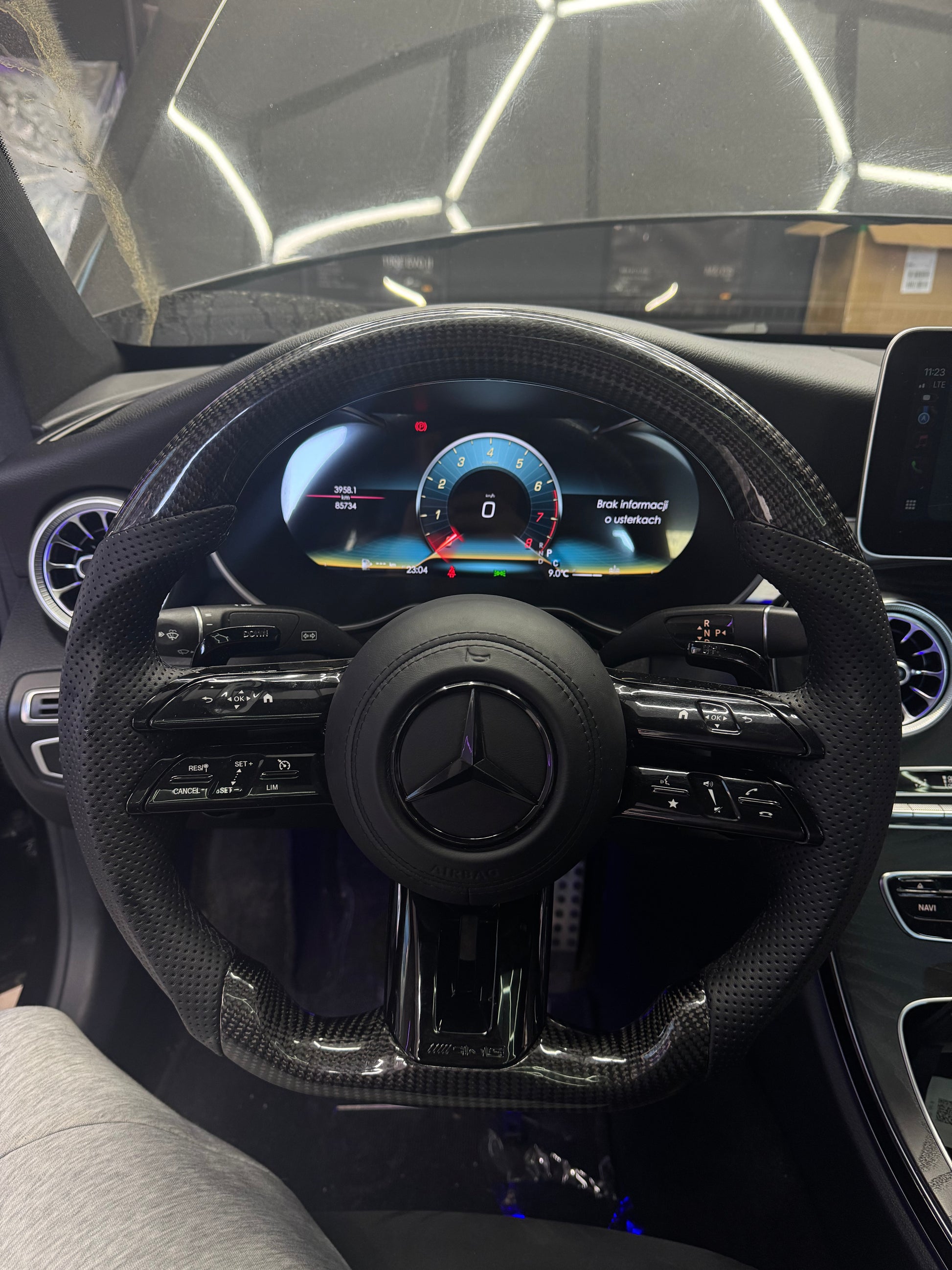 WIRTUALNY KOKPIT DLA MERCEDESA